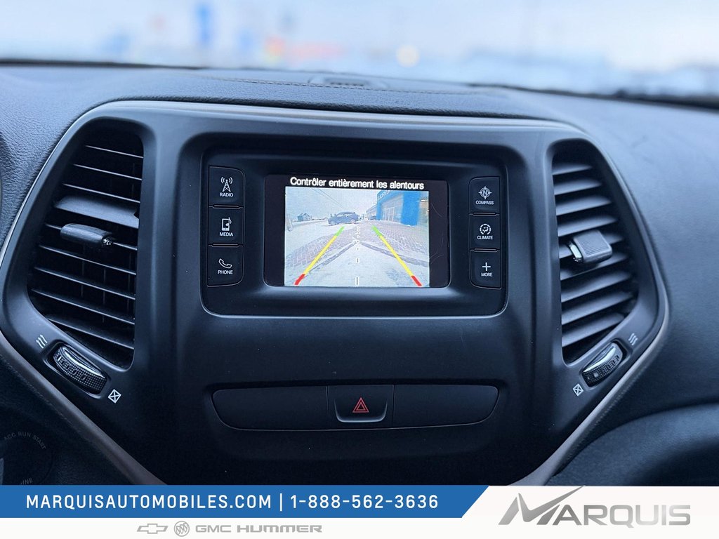 2016 Jeep Cherokee in Matane, Quebec - 10 - w1024h768px