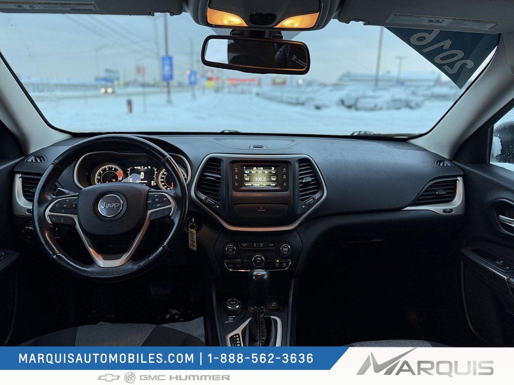 2016 Jeep Cherokee in Matane, Quebec - 14 - w1024h768px