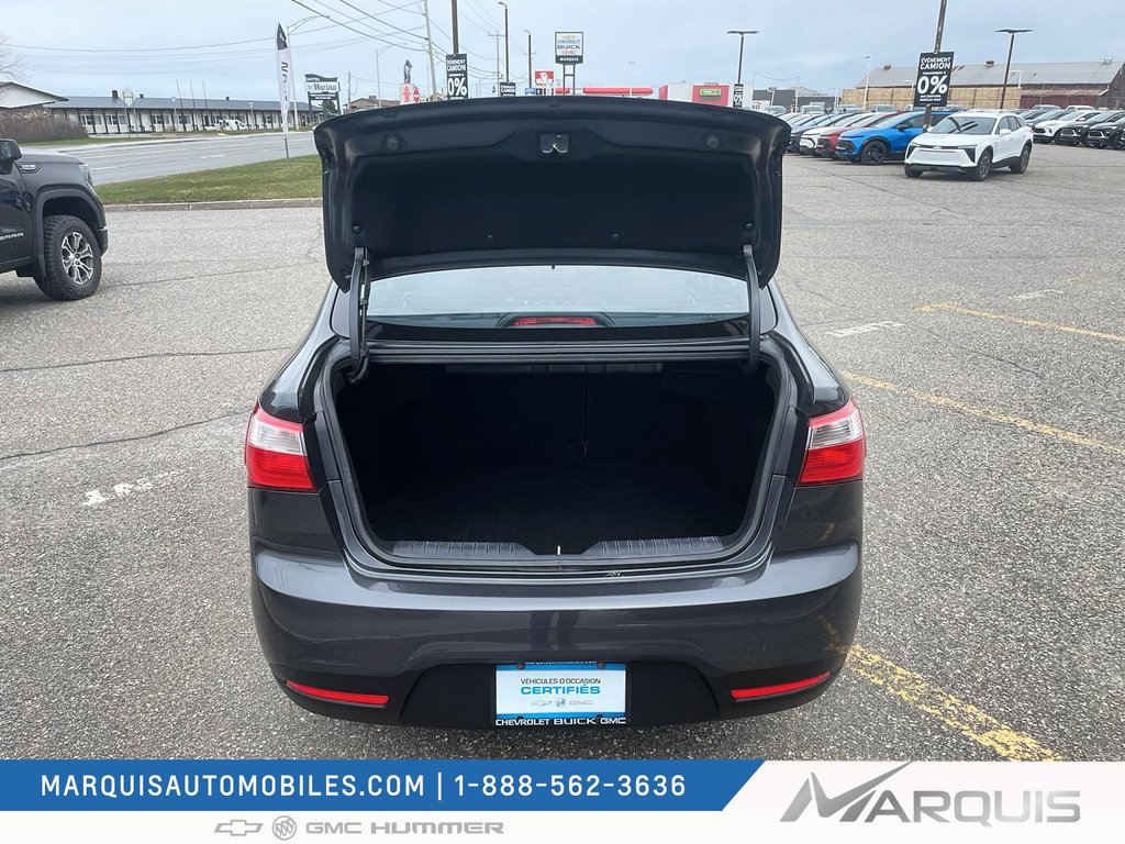 2014 Kia Rio in Matane, Quebec - 5 - w1024h768px