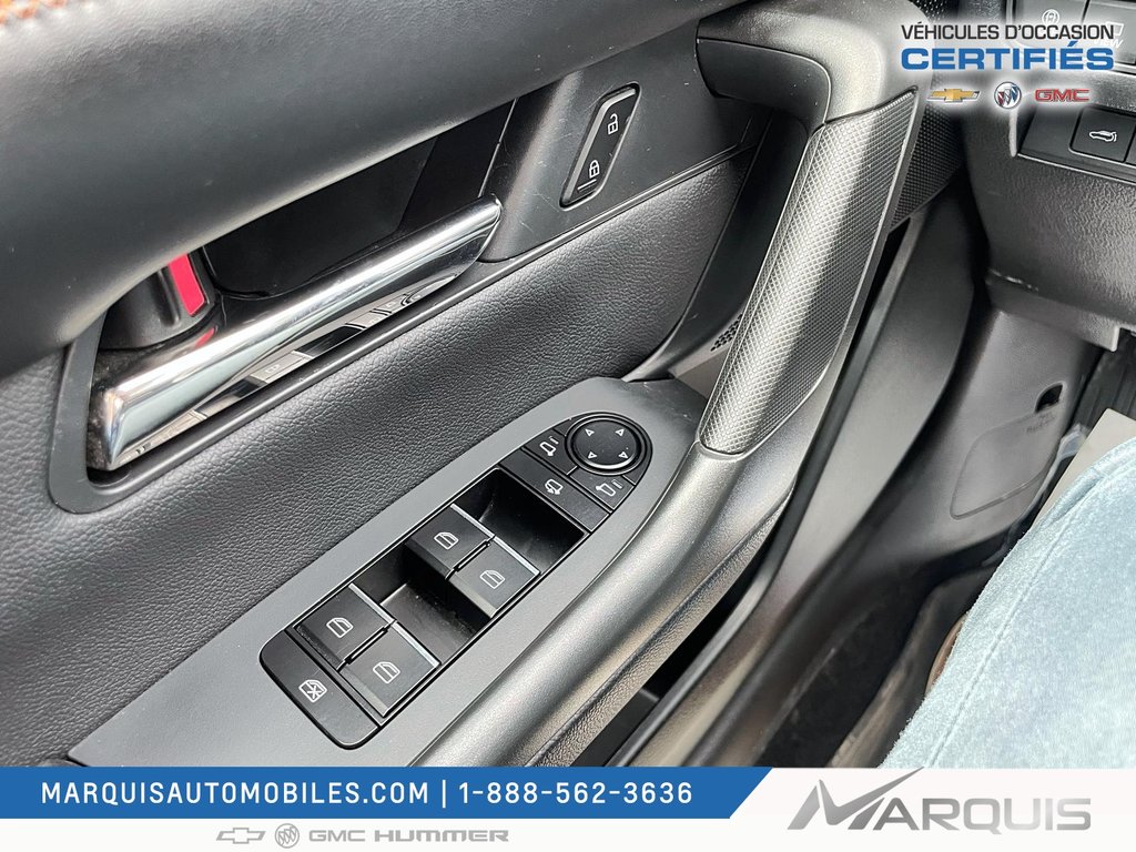 2023 Mazda CX-50 in Matane, Quebec - 8 - w1024h768px