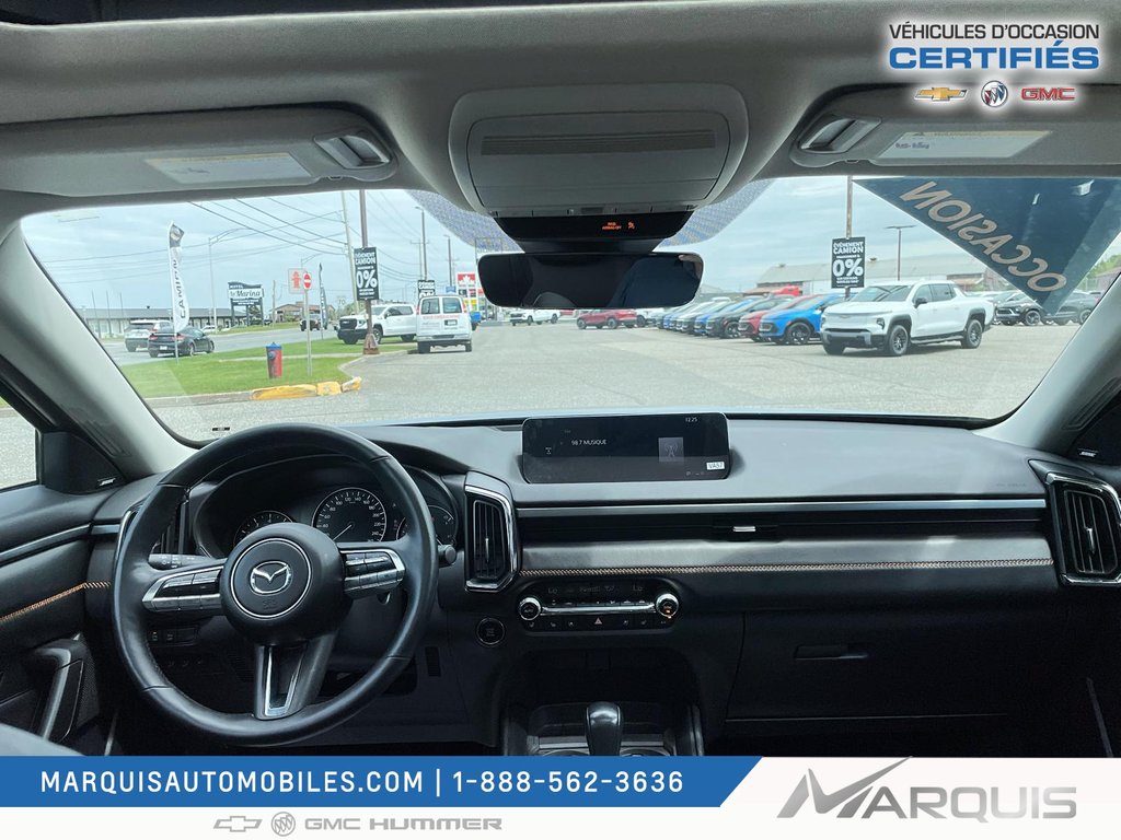 2023 Mazda CX-50 in Matane, Quebec - 18 - w1024h768px