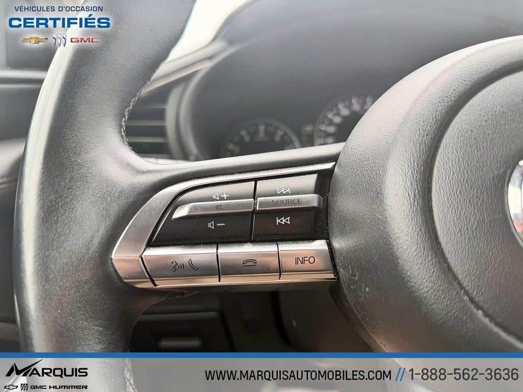 2019 Mazda 3 in Matane, Quebec - 6 - w1024h768px