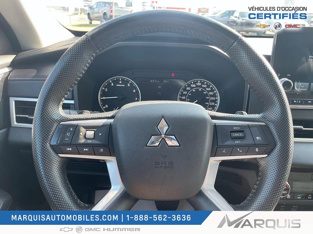 2022 Mitsubishi Outlander in Matane, Quebec - 9 - w1024h768px