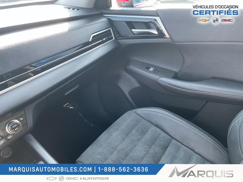2022 Mitsubishi Outlander in Matane, Quebec - 13 - w1024h768px