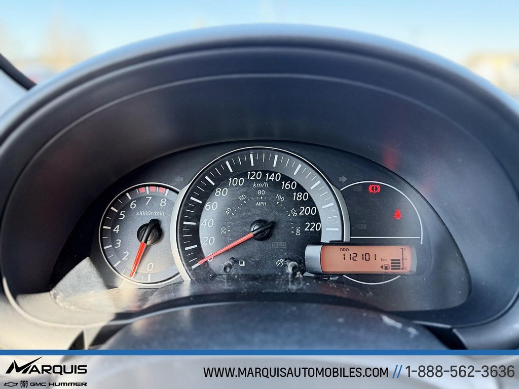 Nissan Micra  2016 à Matane, Québec - 5 - w1024h768px