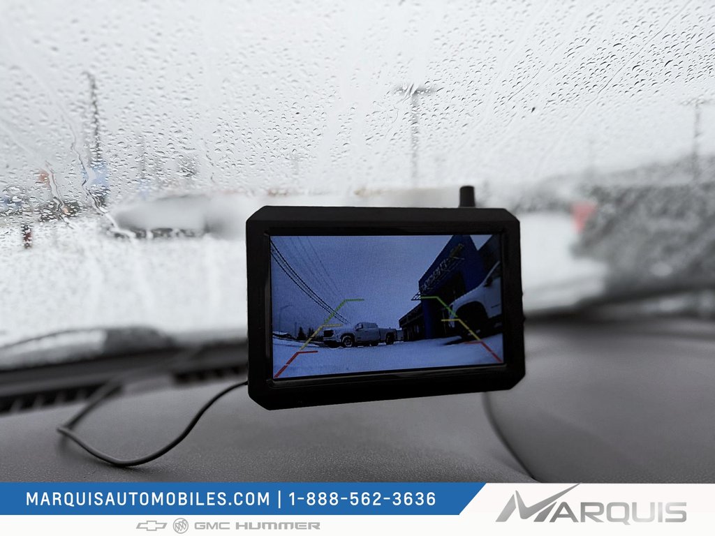 2016 Nissan Micra in Matane, Quebec - 6 - w1024h768px