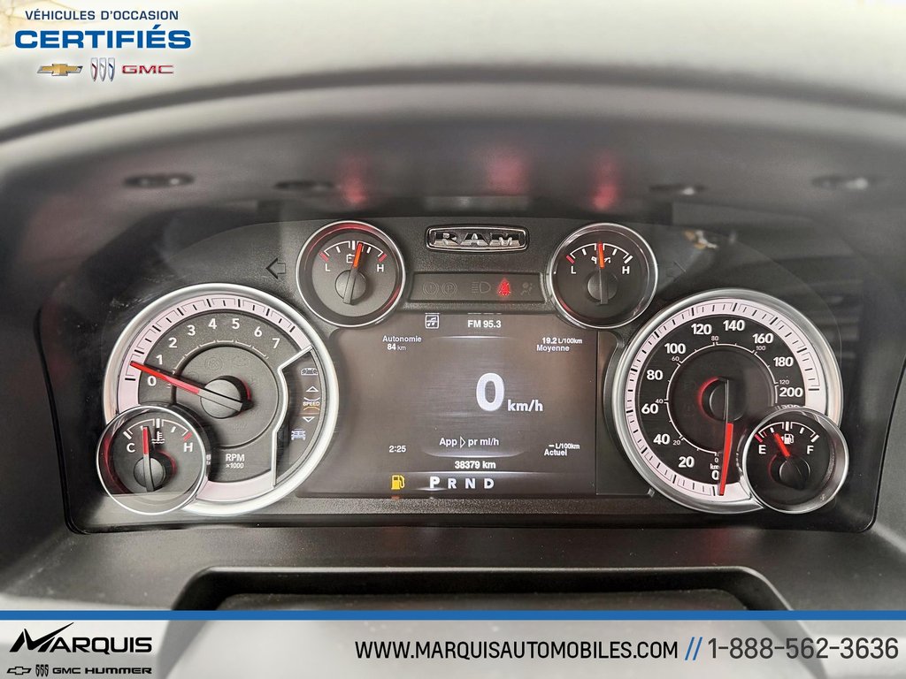 Ram 1500 Classic  2022 à Matane, Québec - 6 - w1024h768px