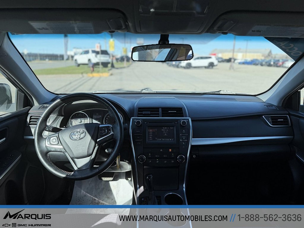 2015 Toyota Camry in Matane, Quebec - 17 - w1024h768px