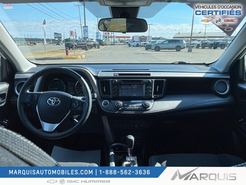 2018 Toyota RAV4 in Matane, Quebec - 20 - w1024h768px