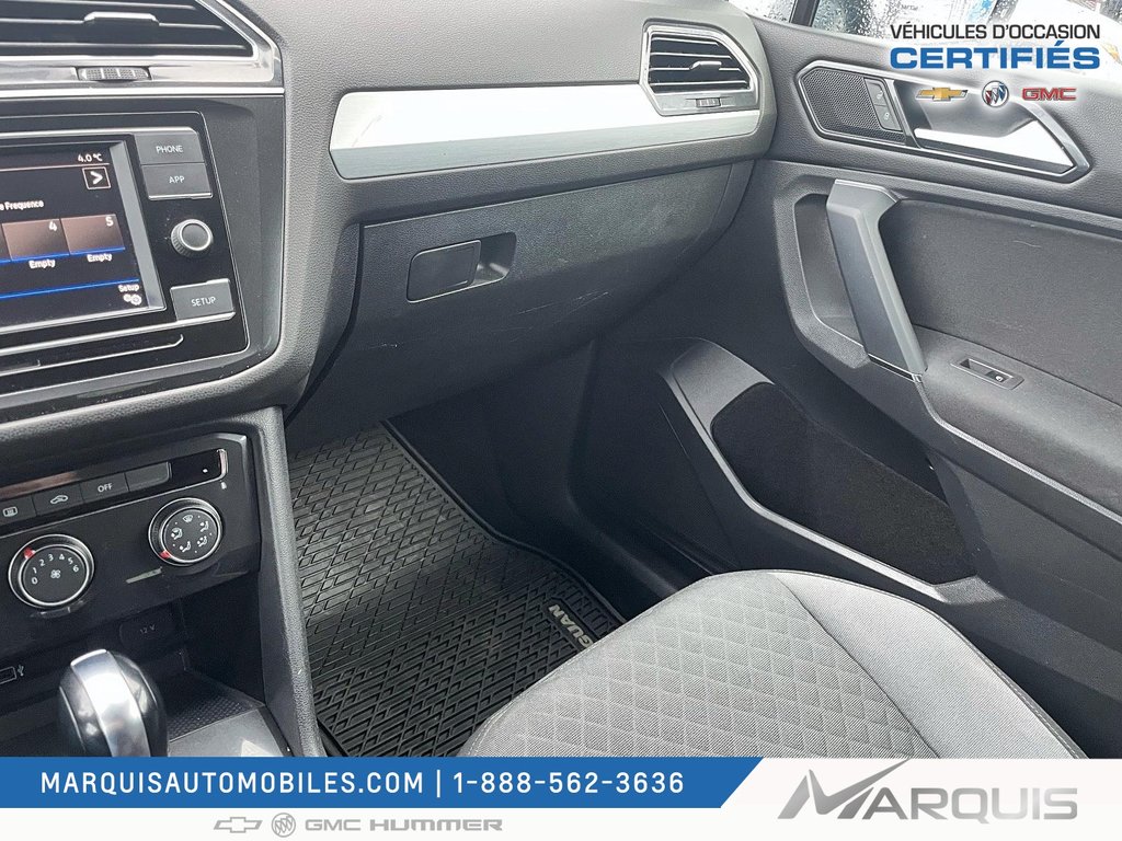 2018 Volkswagen Tiguan in Matane, Quebec - 18 - w1024h768px