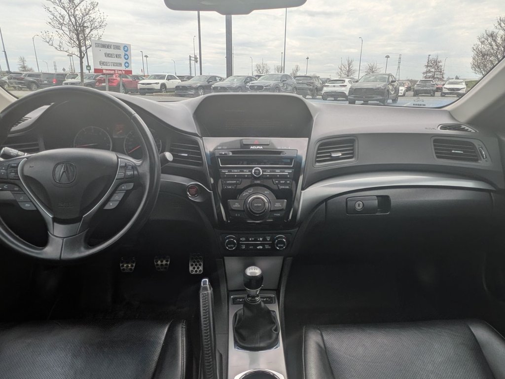 2014 Acura ILX Dynamic w/Navi Pkg in Boucherville, Quebec - 11 - w1024h768px