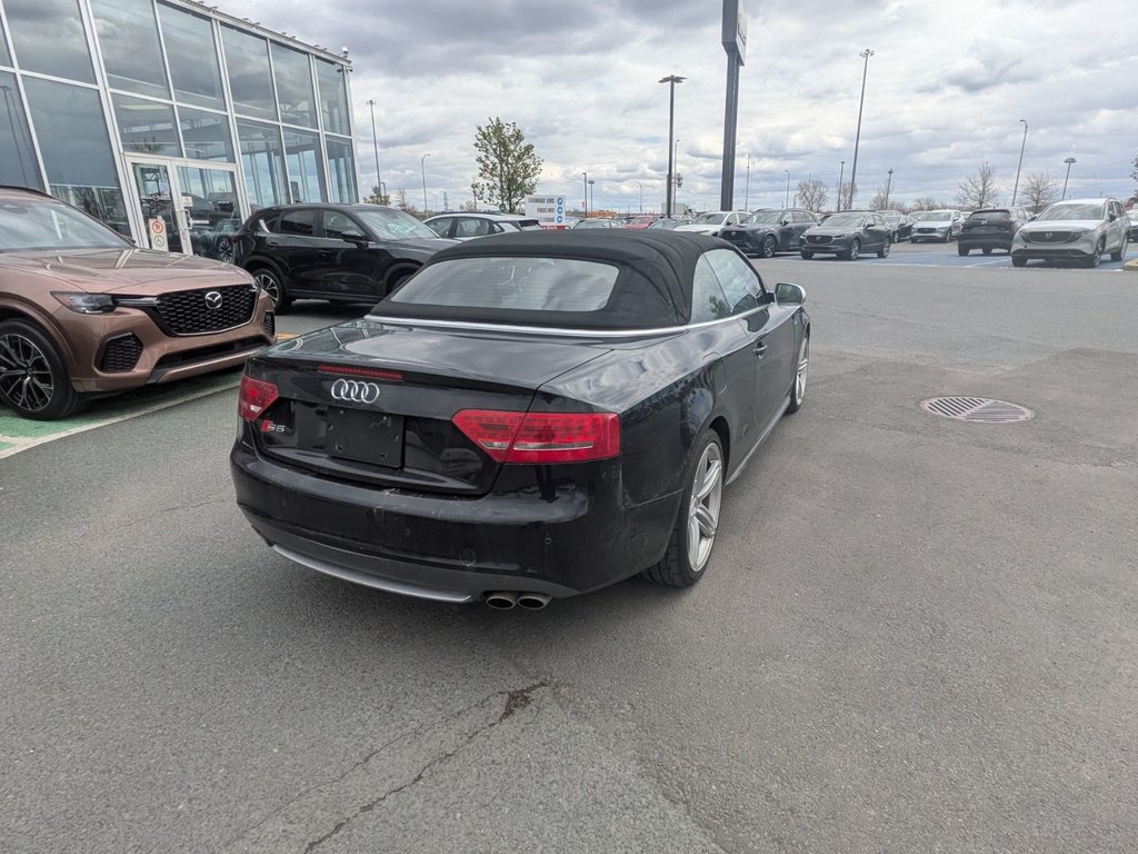 2011 Audi S5 PREMIUM CABRIOLET INTÉRIEUR ROUGE V6 TURBO in Boucherville, Quebec - 11 - w1024h768px