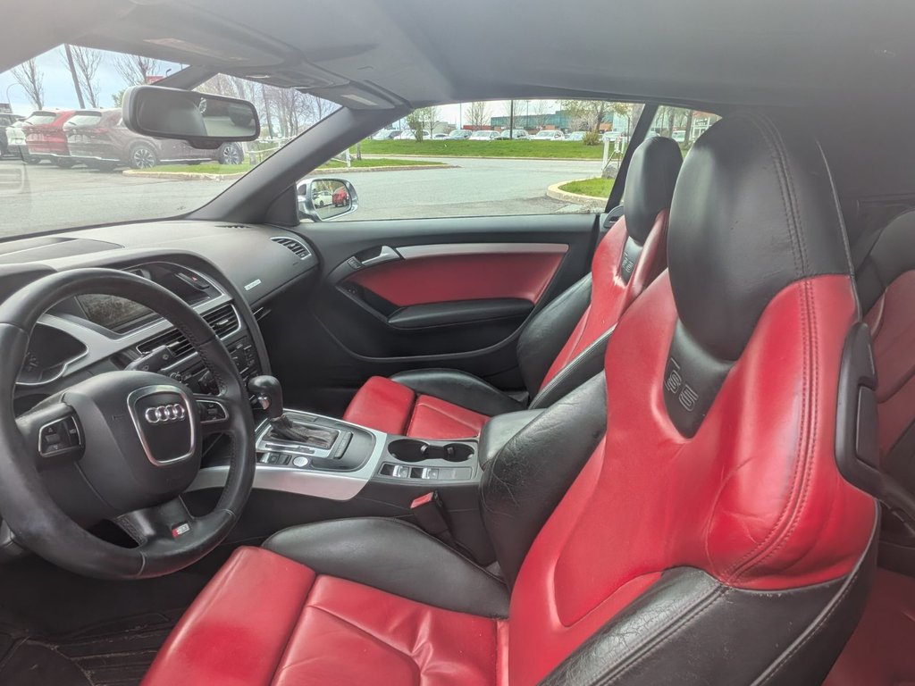 2011 Audi S5 PREMIUM CABRIOLET INTÉRIEUR ROUGE V6 TURBO in Boucherville, Quebec - 12 - w1024h768px