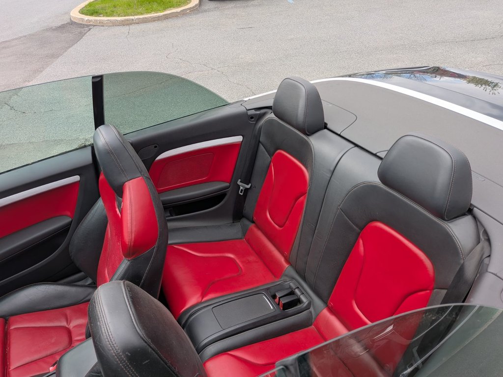 2011 Audi S5 PREMIUM CABRIOLET INTÉRIEUR ROUGE V6 TURBO in Boucherville, Quebec - 16 - w1024h768px