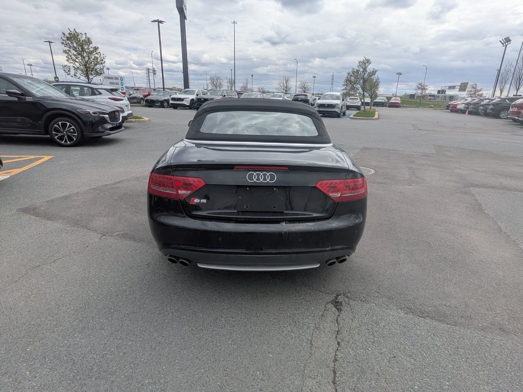 2011 Audi S5 PREMIUM CABRIOLET INTÉRIEUR ROUGE V6 TURBO in Boucherville, Quebec - 10 - w1024h768px