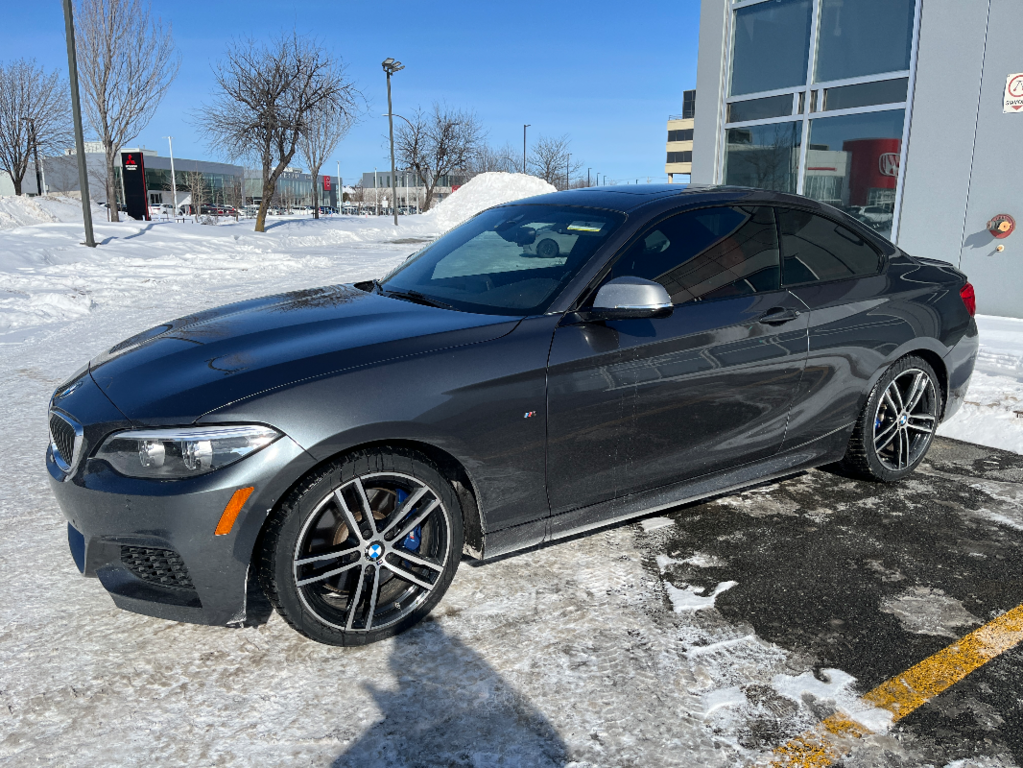 BMW 2 Series M240i xDrive, IMPECCABLE 2019 à Boucherville, Québec - 1 - w1024h768px