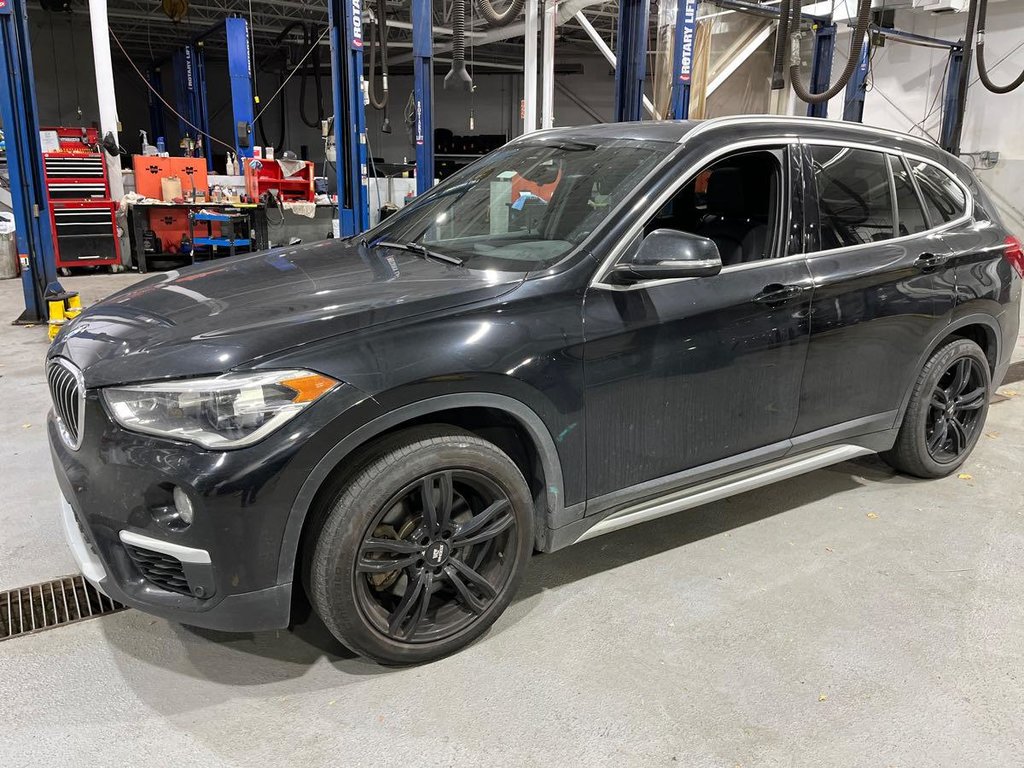 BMW X1 XDrive28i, BAS KM, TOIT 2019 à Boucherville, Québec - 1 - w1024h768px