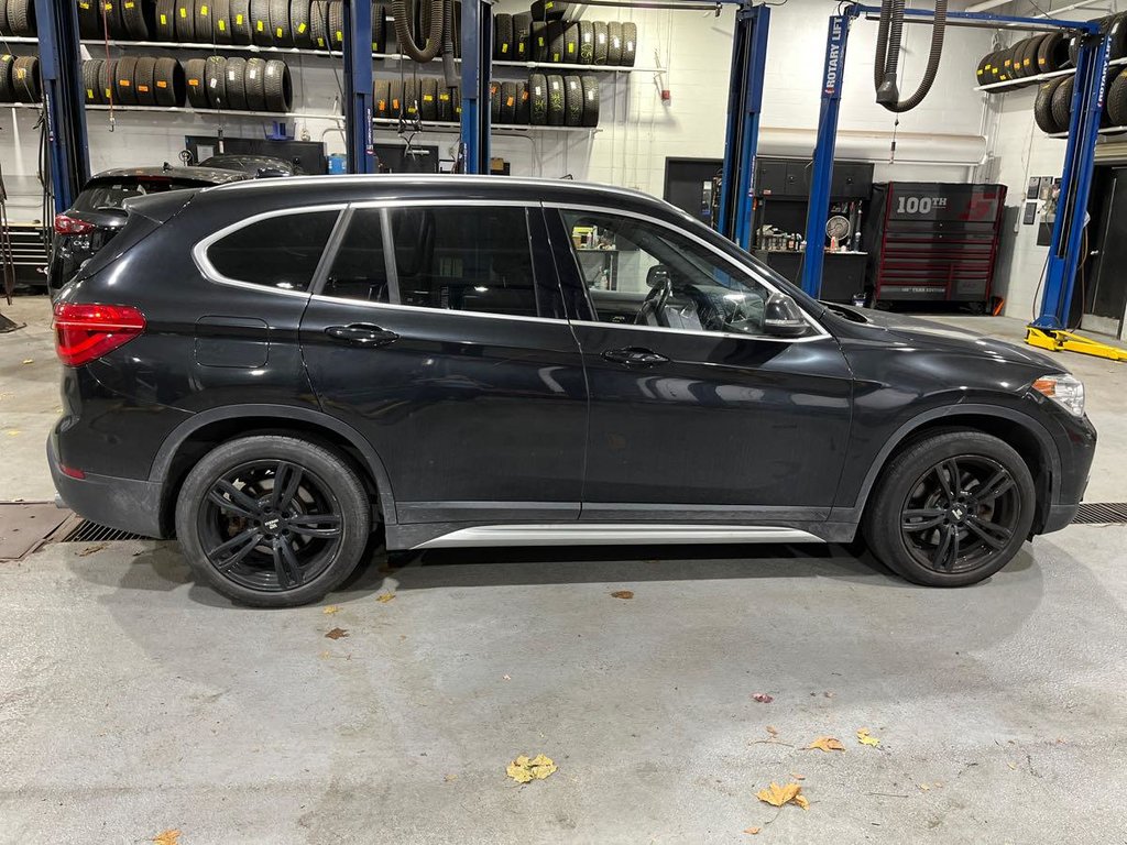 BMW X1 XDrive28i, BAS KM, TOIT 2019 à Boucherville, Québec - 7 - w1024h768px