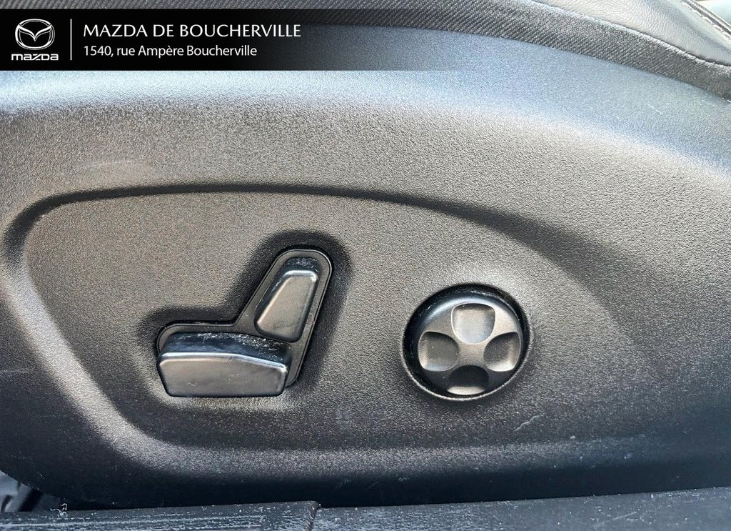 2015 Chrysler 200 200C,V6 3.6L - CUIR - TOIT-NAV in Boucherville, Quebec - 12 - w1024h768px