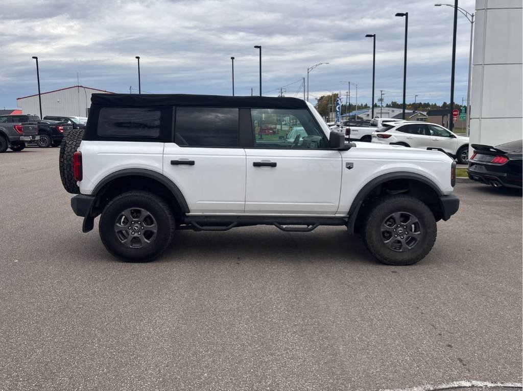 Ford Bronco Big Bend, 4x4, BAS KM 2022 à Boucherville, Québec - 2 - w1024h768px