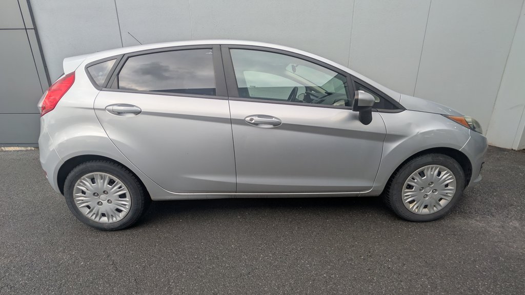 2015 Ford Fiesta S, SYNC, AIR CLIMATISER in Boucherville, Quebec - 5 - w1024h768px