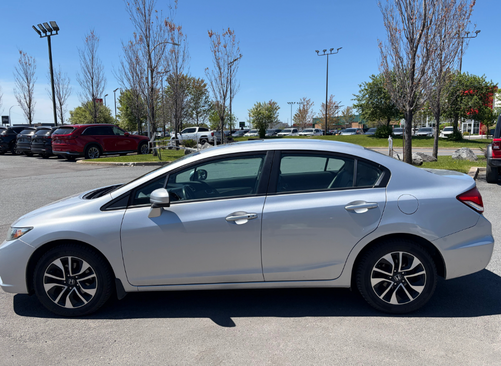 2014 Honda Civic Sedan EX AUTOMATIQUE JAMAIS ACCIDENTÉ BAS KILO TOIT in Boucherville, Quebec - 5 - w1024h768px