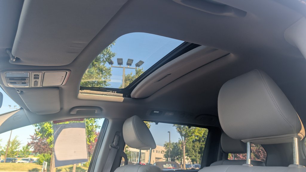 2016 Honda Odyssey EX-L, TOUJOURS ENTRETENU CHEZ HONDA in Boucherville, Quebec - 7 - w1024h768px
