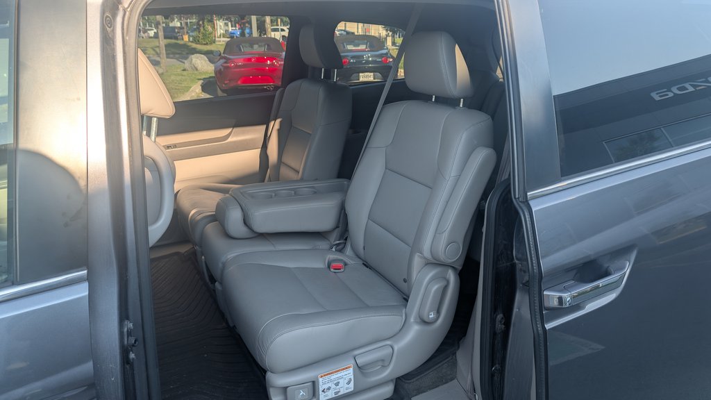 2016 Honda Odyssey EX-L, TOUJOURS ENTRETENU CHEZ HONDA in Boucherville, Quebec - 11 - w1024h768px