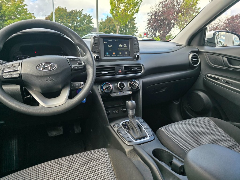 2021 Hyundai Kona Essential AWD CAMERA in Boucherville, Quebec - 20 - w1024h768px