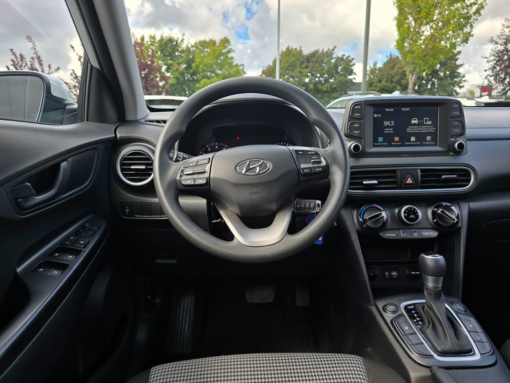 2021 Hyundai Kona Essential AWD CAMERA in Boucherville, Quebec - 19 - w1024h768px
