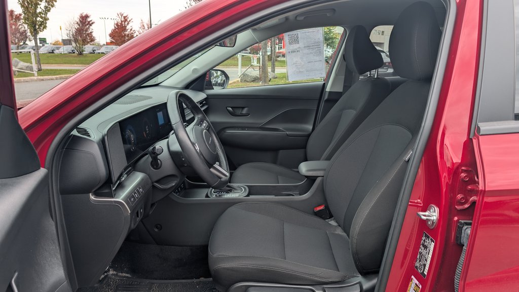 2025 Hyundai Kona Preferred, UN PROPRIÉTAIRE, GARANTIE in Boucherville, Quebec - 9 - w1024h768px