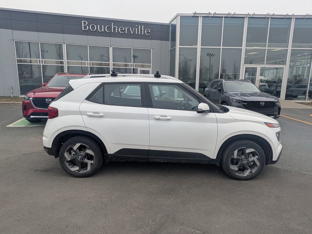 Hyundai Venue ULTIMATE JAMAIS ACCIDENTÉ CUIR TOIT 2021 à Boucherville, Québec - 10 - w1024h768px