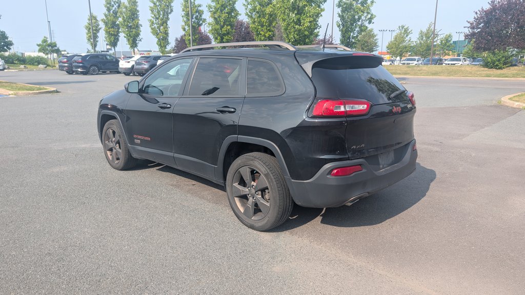 2016 Jeep Cherokee 75th Anniversaire, 4X4, TOIT in Boucherville, Quebec - 9 - w1024h768px