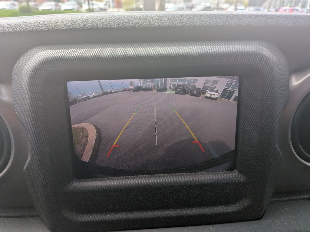 Jeep Wrangler Unlimited SPORT DÉMARREUR À DISTANCE, V6 3.6L PENTASTAR 2018 à Boucherville, Québec - 15 - w1024h768px