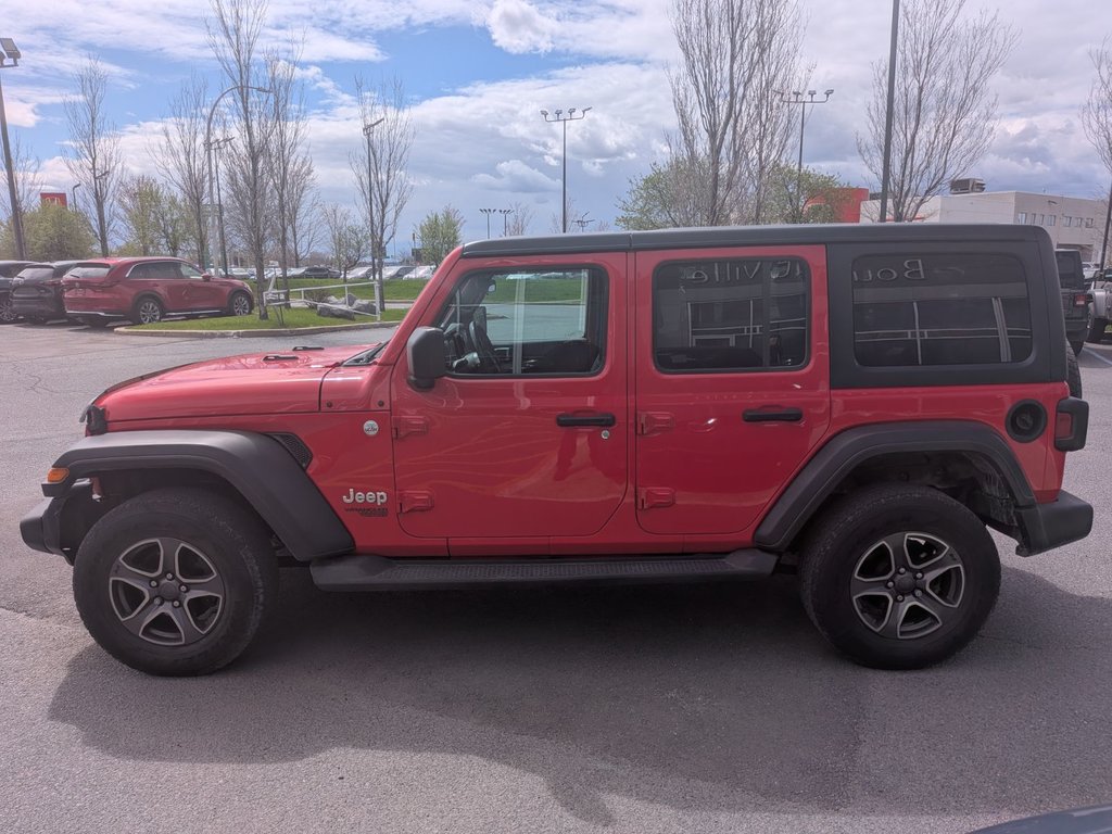 Jeep Wrangler Unlimited SPORT DÉMARREUR À DISTANCE, V6 3.6L PENTASTAR 2018 à Boucherville, Québec - 7 - w1024h768px