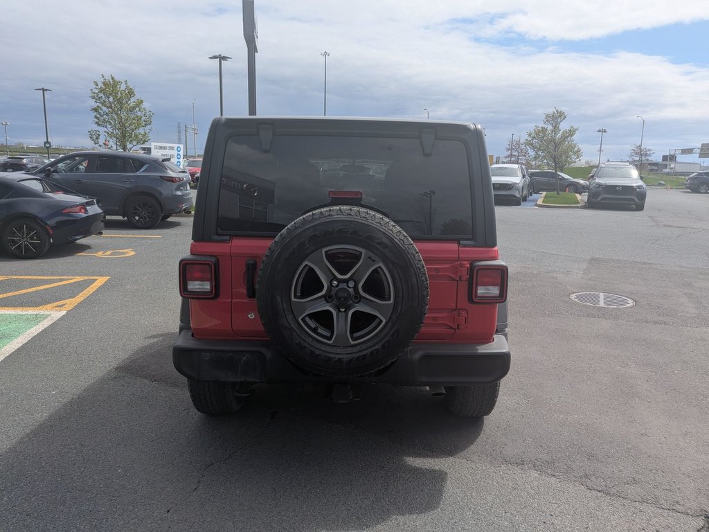 Jeep Wrangler Unlimited SPORT DÉMARREUR À DISTANCE, V6 3.6L PENTASTAR 2018 à Boucherville, Québec - 11 - w1024h768px