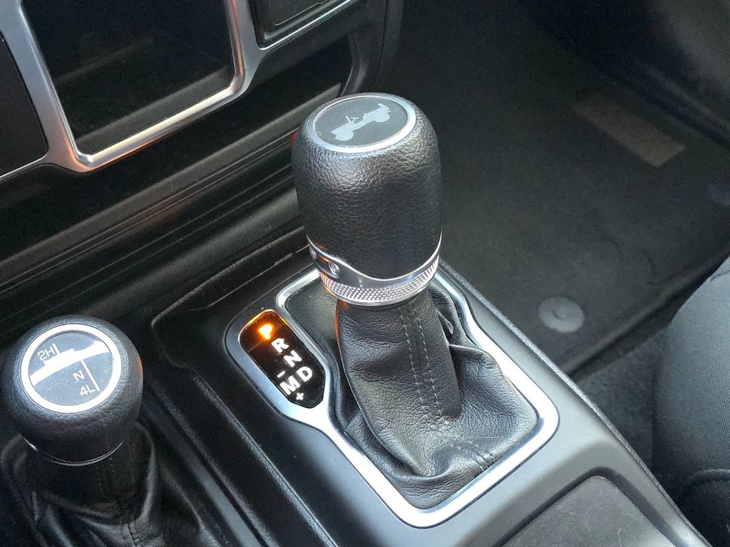 Jeep Wrangler Sport A/C 2 PORTES,V6 3.6L 2020 à Boucherville, Québec - 30 - w1024h768px