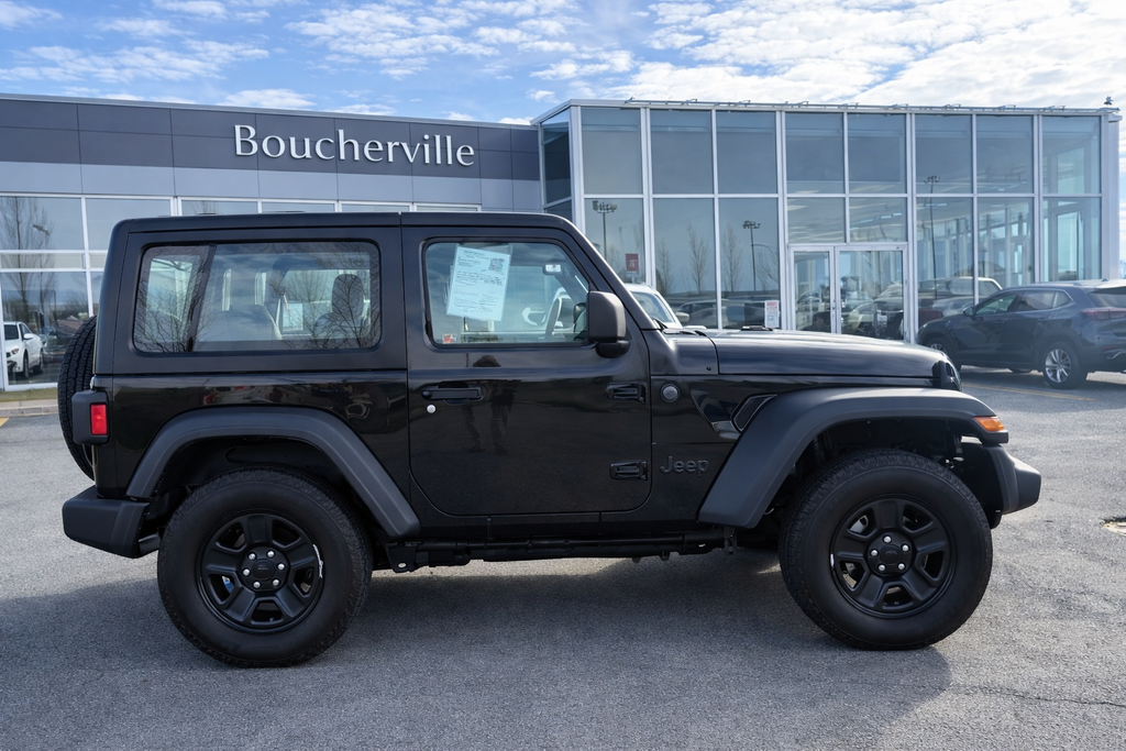 Jeep Wrangler Sport,AUT, AIR, TRÈS BAS KM 2024 à Boucherville, Québec - 7 - w1024h768px
