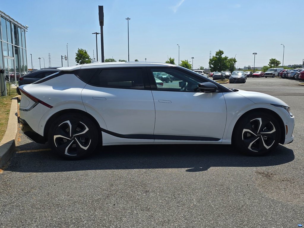 2024 Kia EV6 GT-LINE 2 /AWD /SUEDE /TOIT in Boucherville, Quebec - 11 - w1024h768px