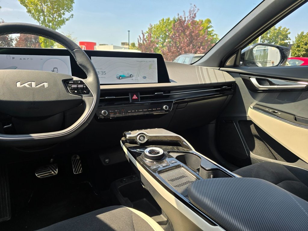2024 Kia EV6 GT-LINE 2 /AWD /SUEDE /TOIT in Boucherville, Quebec - 19 - w1024h768px