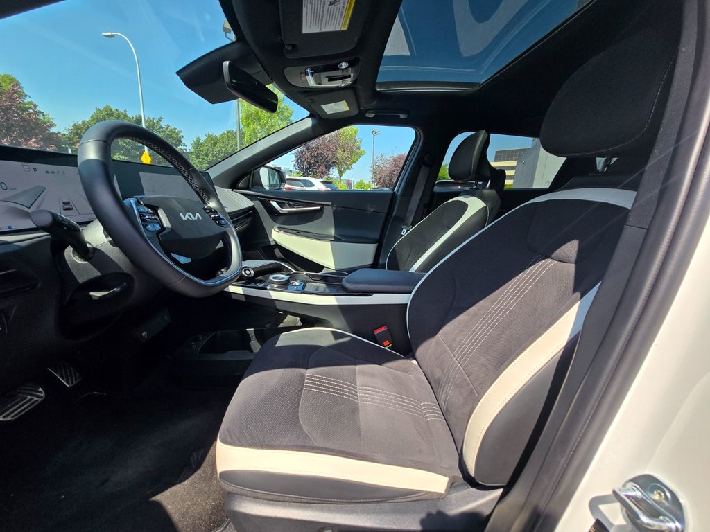 2024 Kia EV6 GT-LINE 2 /AWD /SUEDE /TOIT in Boucherville, Quebec - 16 - w1024h768px