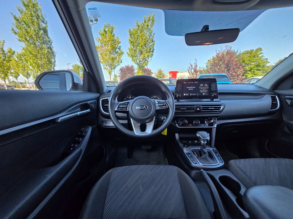 2021 Kia Seltos LX,AWD, BAS KM in Boucherville, Quebec - 24 - w1024h768px