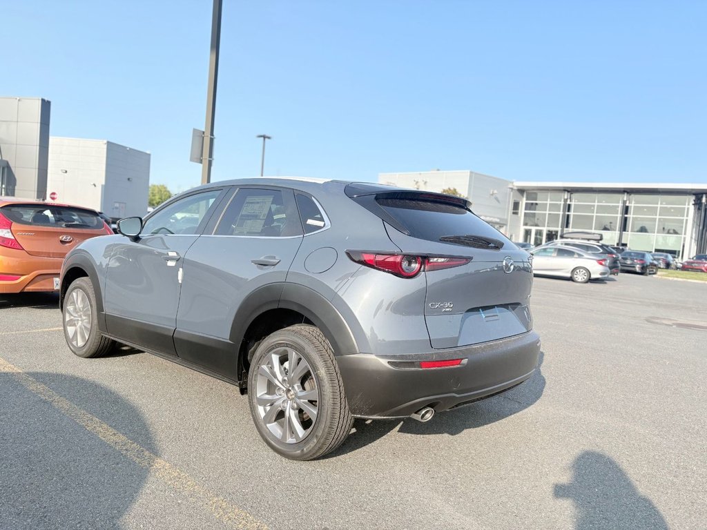 Mazda CX-30 GS 2025 à Boucherville, Québec - 2 - w1024h768px