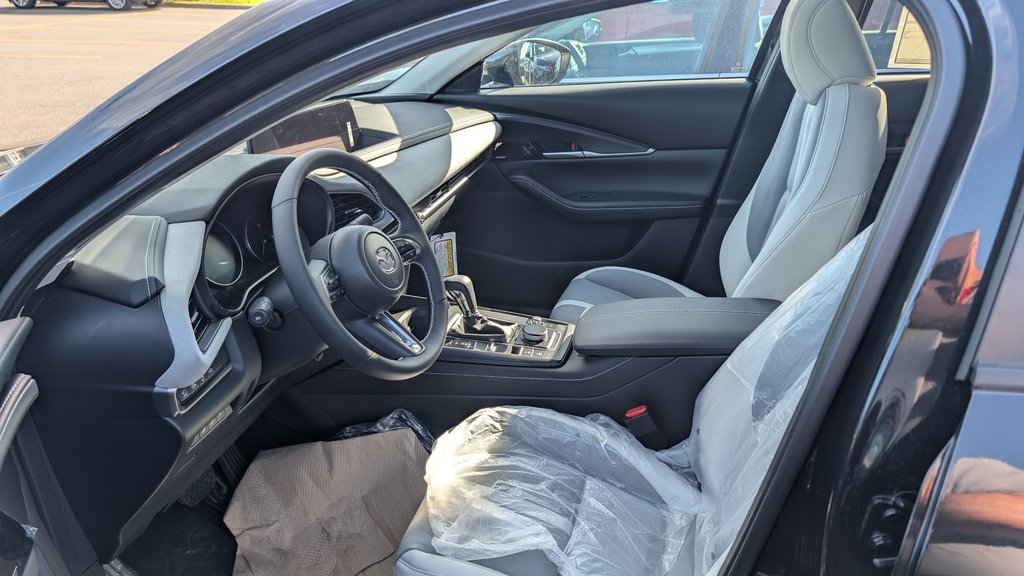2026 Mazda CX-30 GT Kuro in Boucherville, Quebec - 2 - w1024h768px