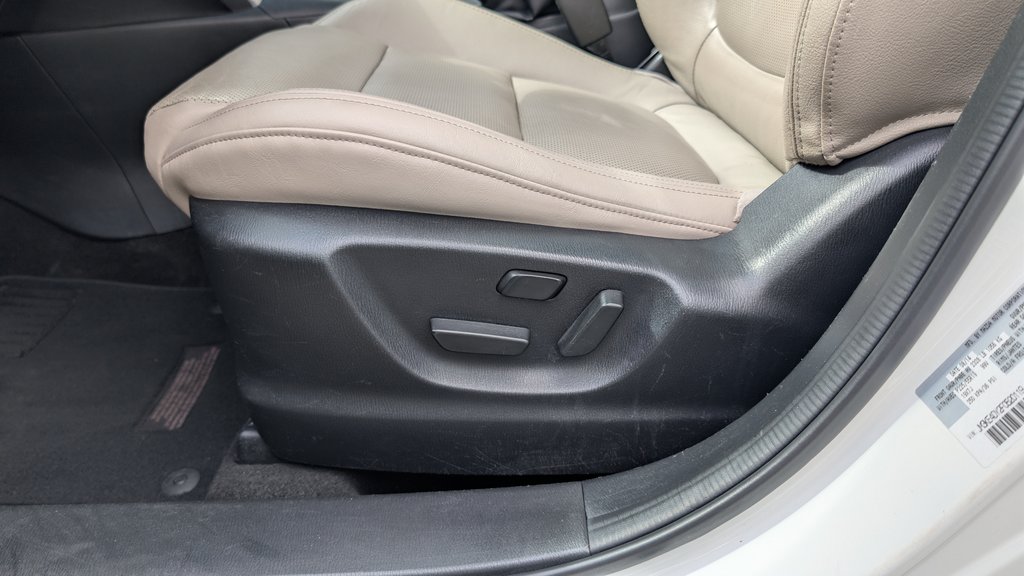 2015 Mazda CX-5 GT AWD, BAS KM, CUIR, TOIT in Boucherville, Quebec - 21 - w1024h768px