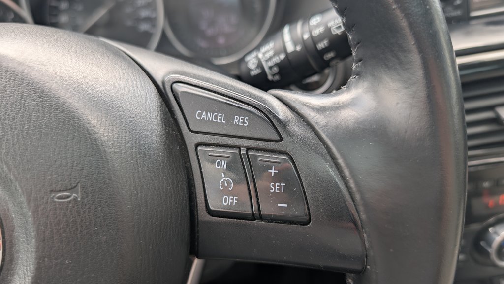 2015 Mazda CX-5 GT AWD, BAS KM, CUIR, TOIT in Boucherville, Quebec - 25 - w1024h768px