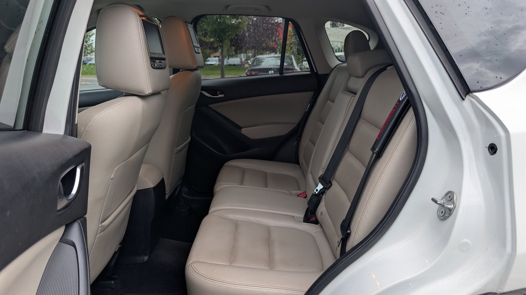 2015 Mazda CX-5 GT AWD, BAS KM, CUIR, TOIT in Boucherville, Quebec - 16 - w1024h768px