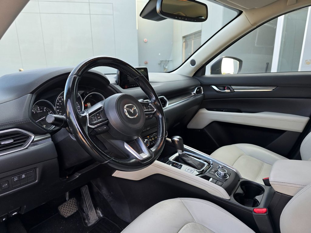 Mazda CX-5 GT CUIR TOIT AWD 2017 à Boucherville, Québec - 15 - w1024h768px
