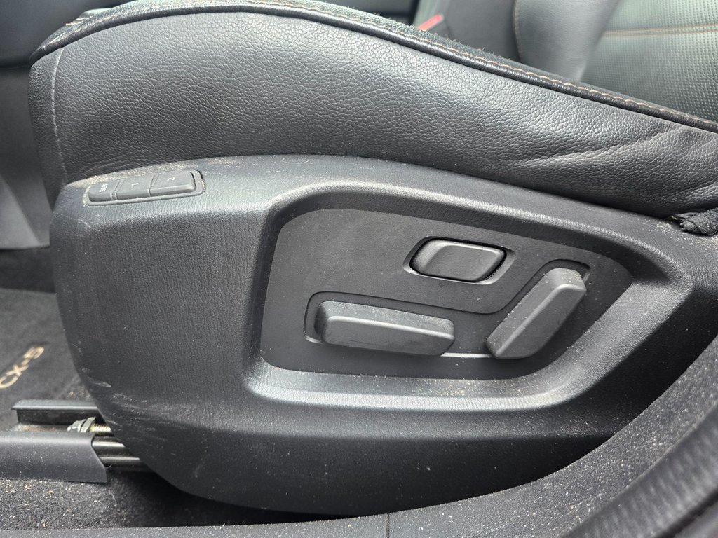 Mazda CX-5 GT / CUIR / TOIT / AWD 2022 à Boucherville, Québec - 22 - w1024h768px