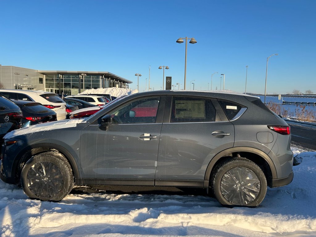 Mazda CX-5 Kuro 2025 à Boucherville, Québec - 2 - w1024h768px